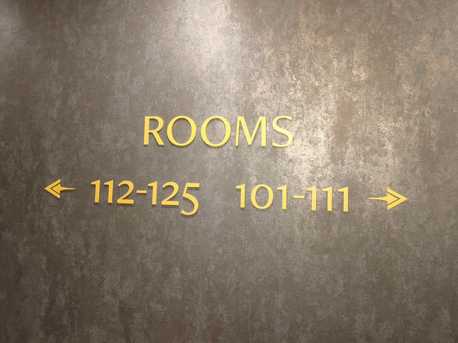 Primer rada — Obeležavanje poslovnih objekata i zgrada (1 od 7)